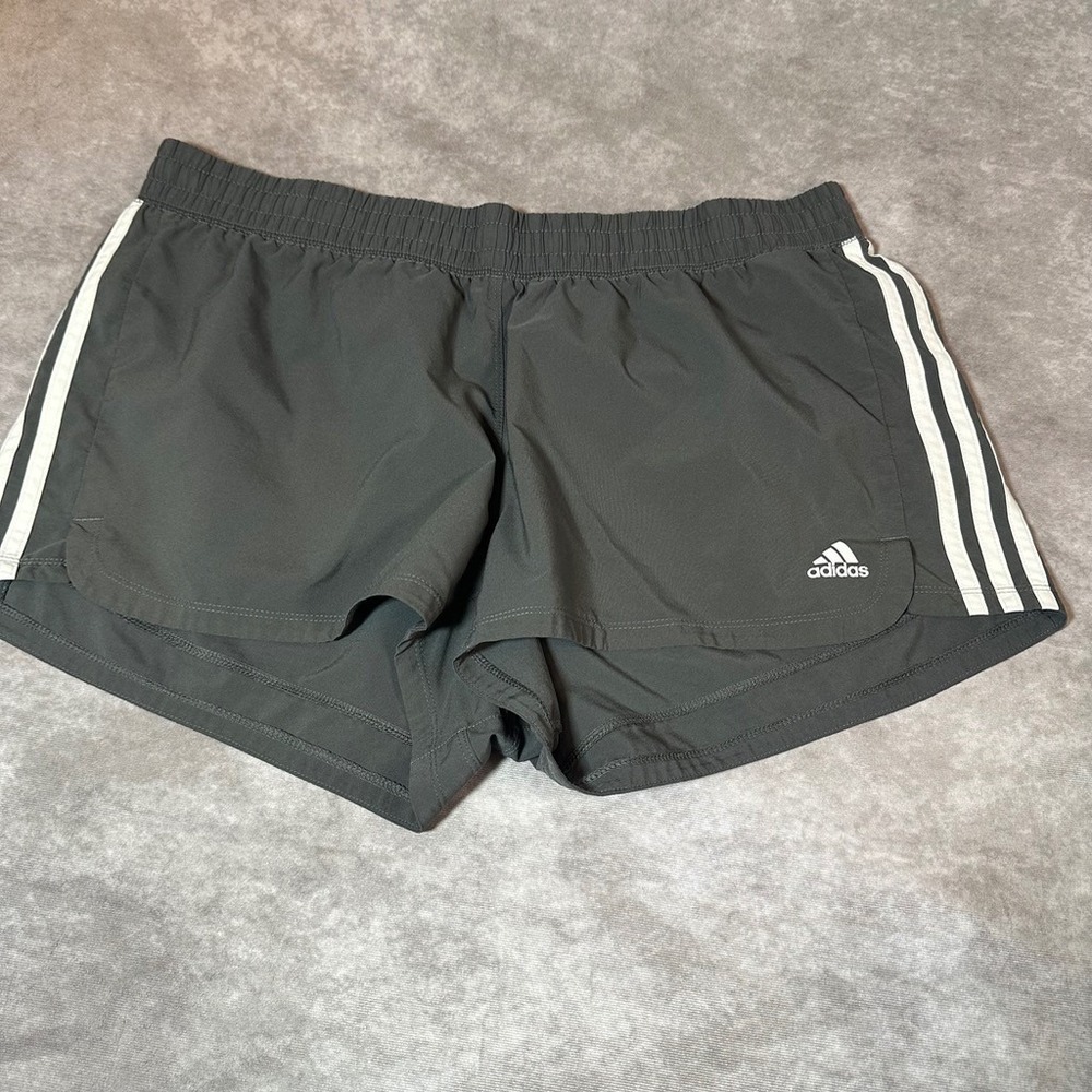 Adidas Aeroready Primegreen Womens XL Gray Running Shorts 3 Stripe Athletic